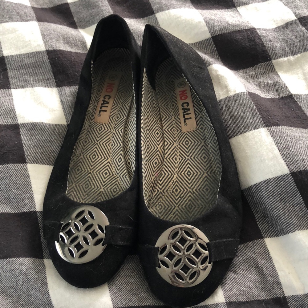 No call black flats. Size 8